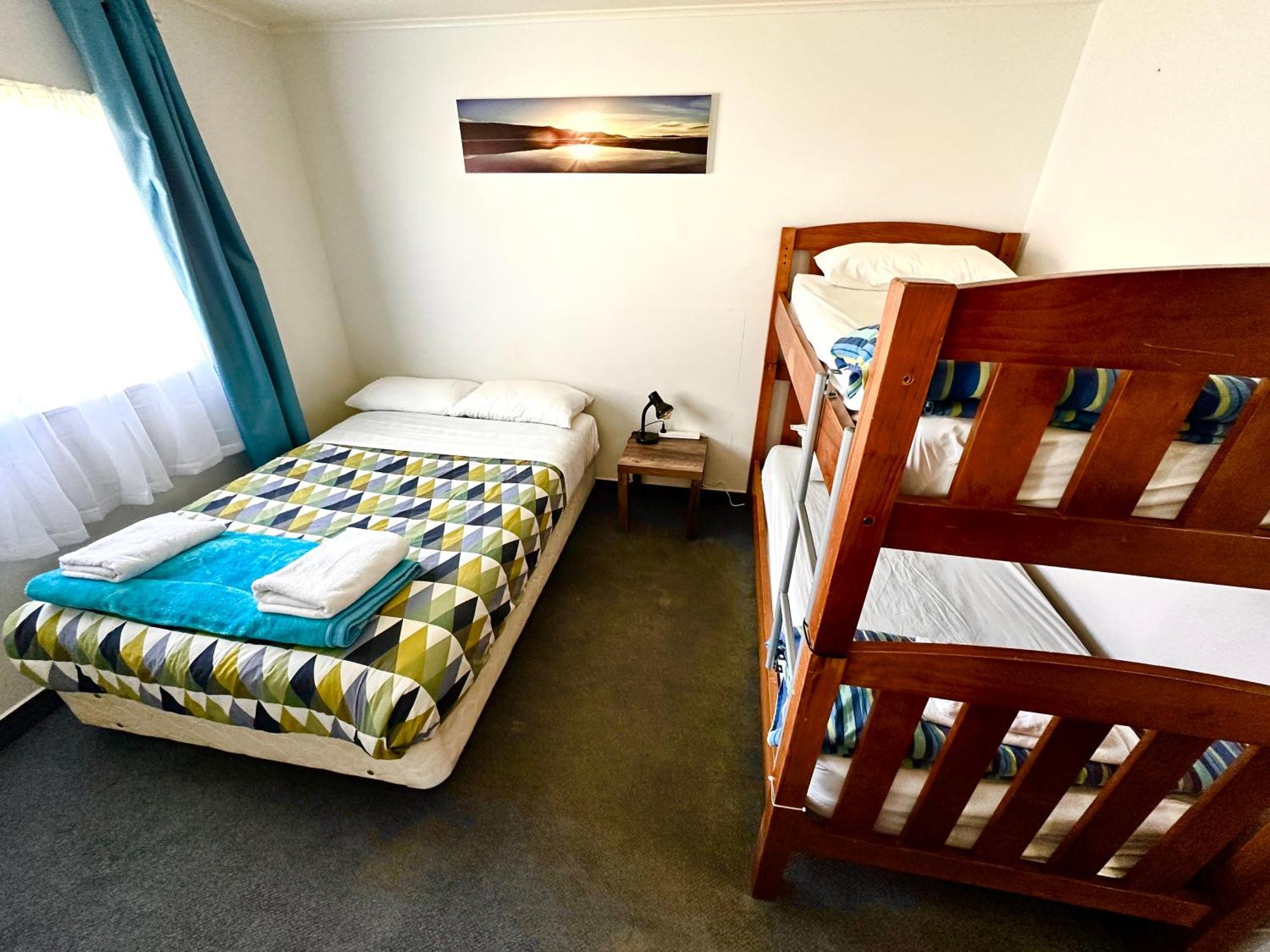 Happy Apple Backpackers Vandrarhem Motueka Rum bild
