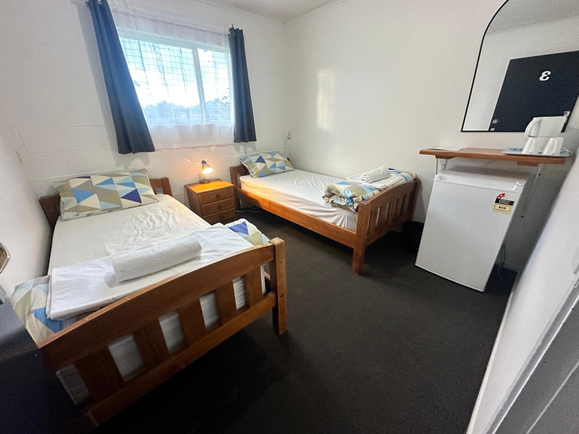 Happy Apple Backpackers Vandrarhem Motueka Exteriör bild